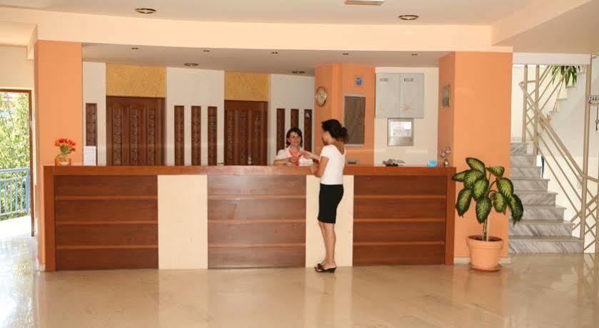 Stella-Katrin Hotel Platanés Exterior foto