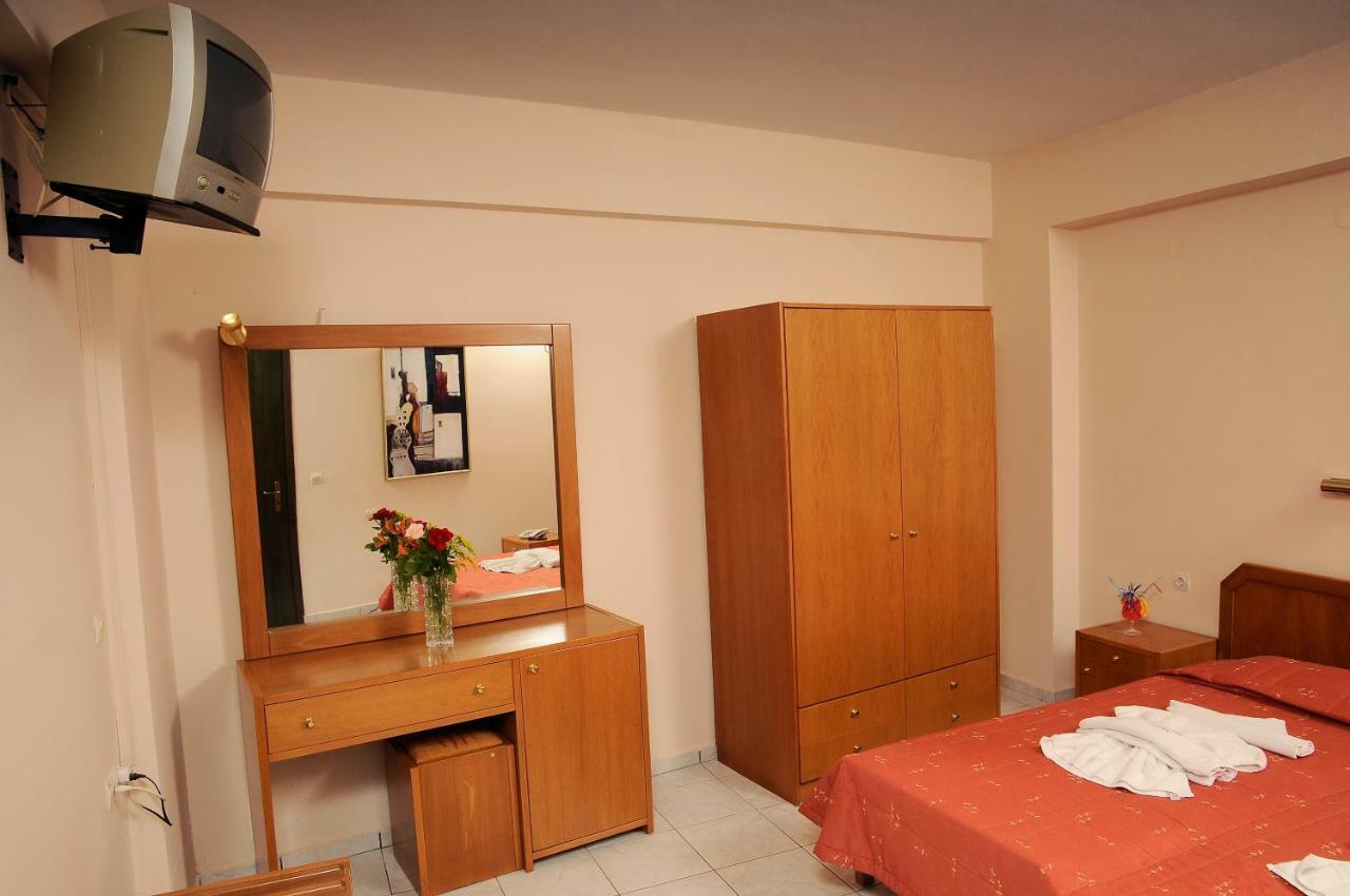 Stella-Katrin Hotel Platanés Exterior foto